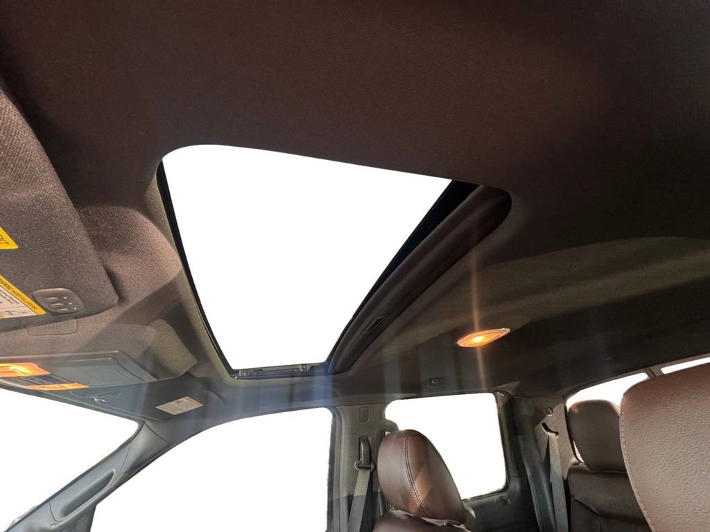 Used 2011 Ford F150 Platinum image 11