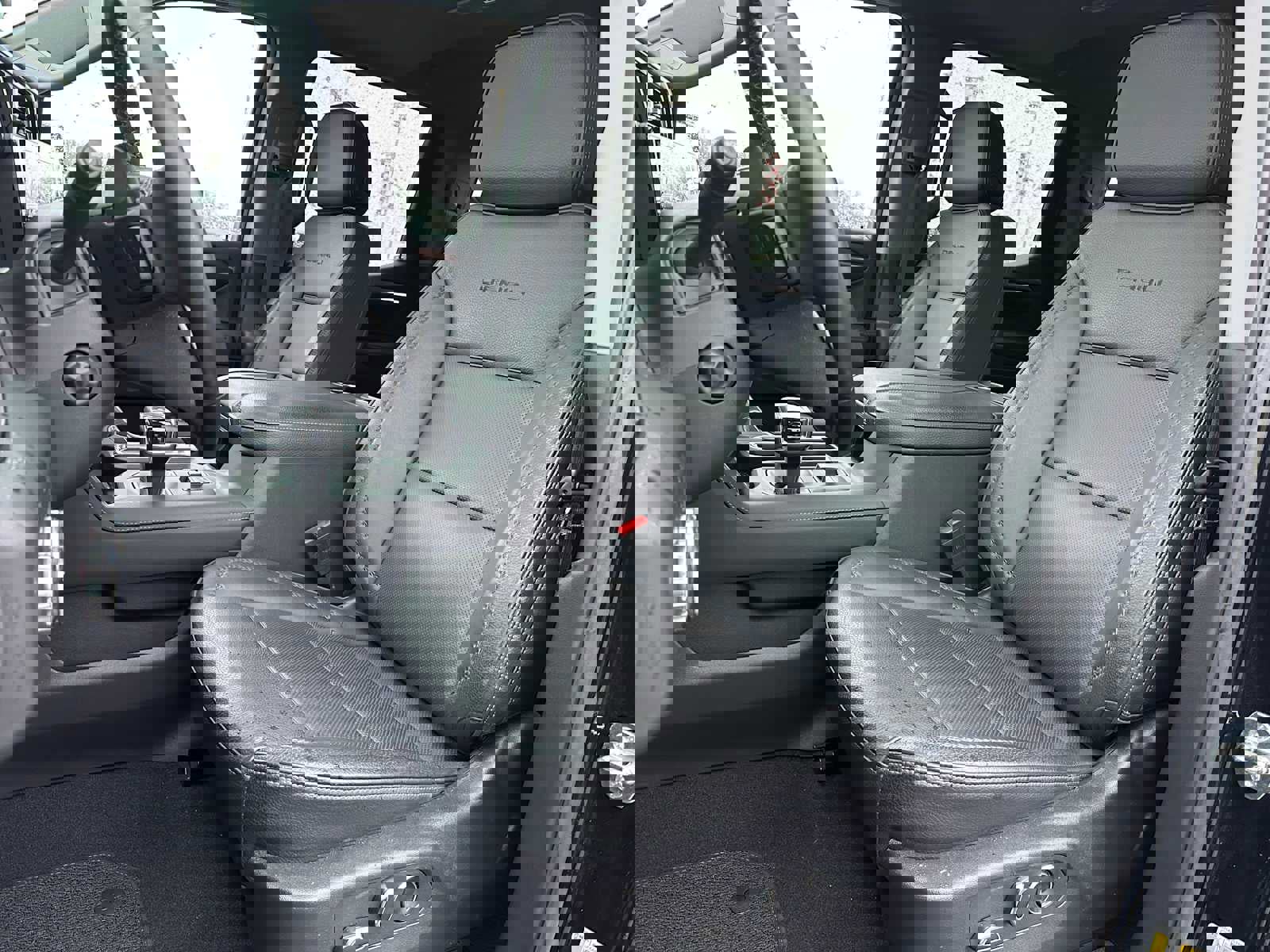 Used 2024 GMC Sierra 1500 Denali w/ Denali Reserve Package image 22