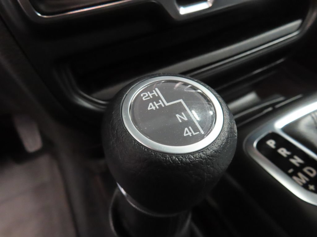 Used 2022 Jeep Gladiator Sport AWD/4WD image 43