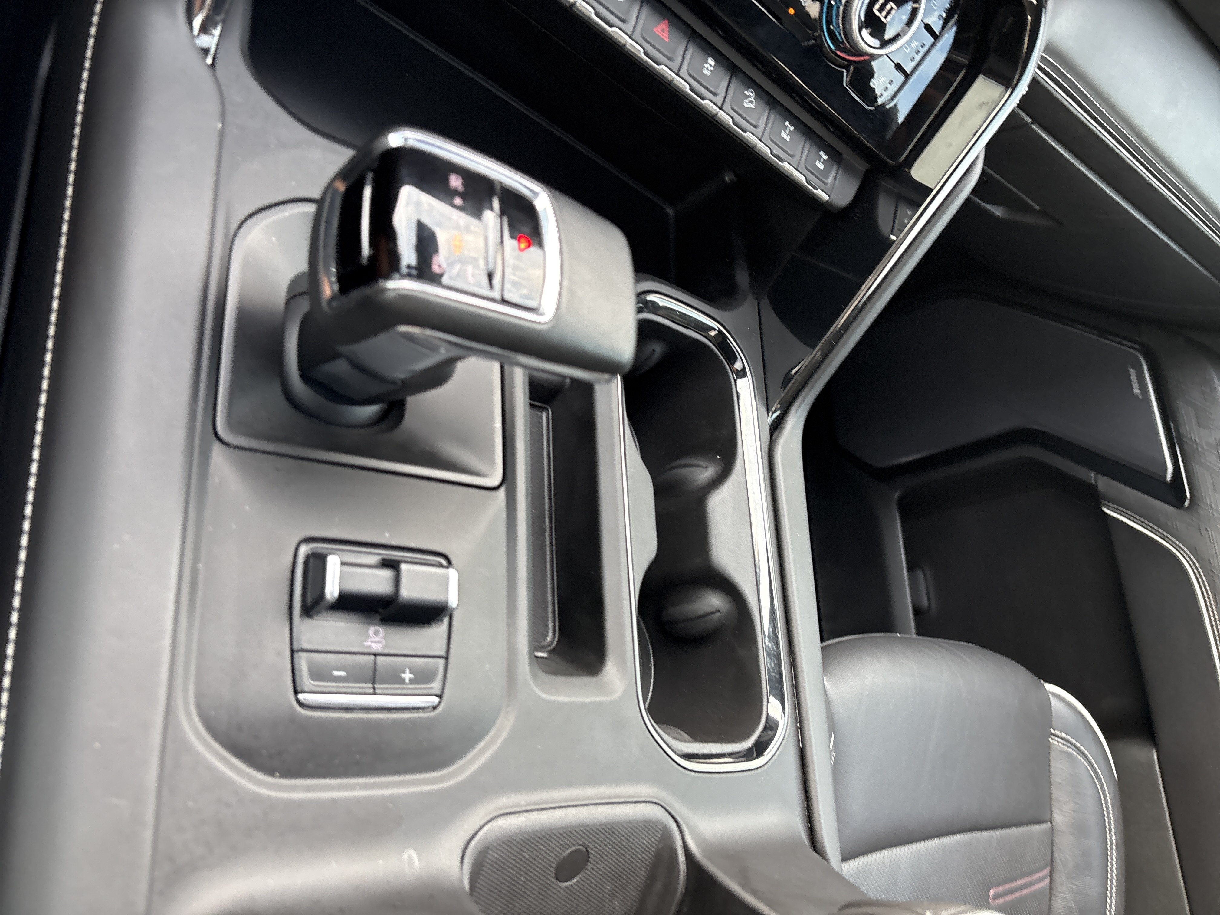 Used 2023 GMC Sierra 1500 AT4X AWD/4WD image 33