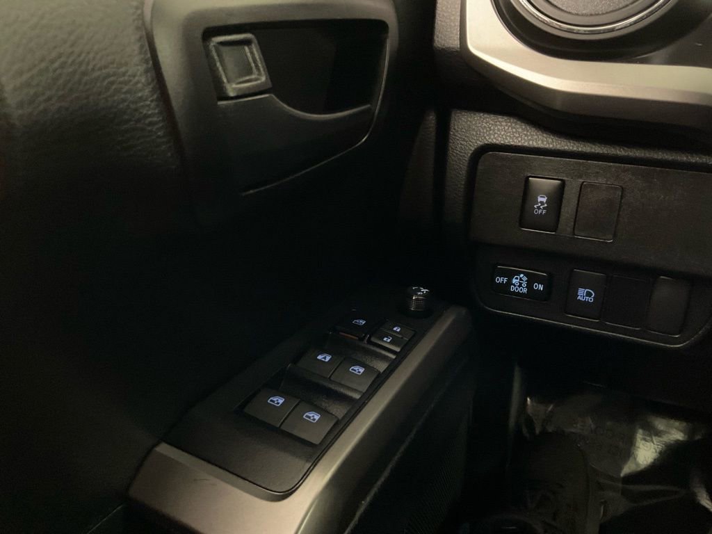 Used 2021 Toyota Tacoma SR5 image 19