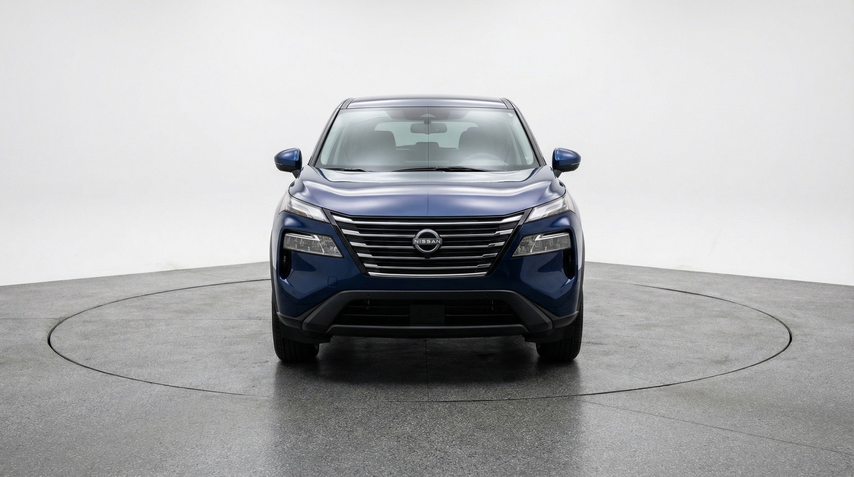 Used 2025 Nissan Rogue SV FWD image 2