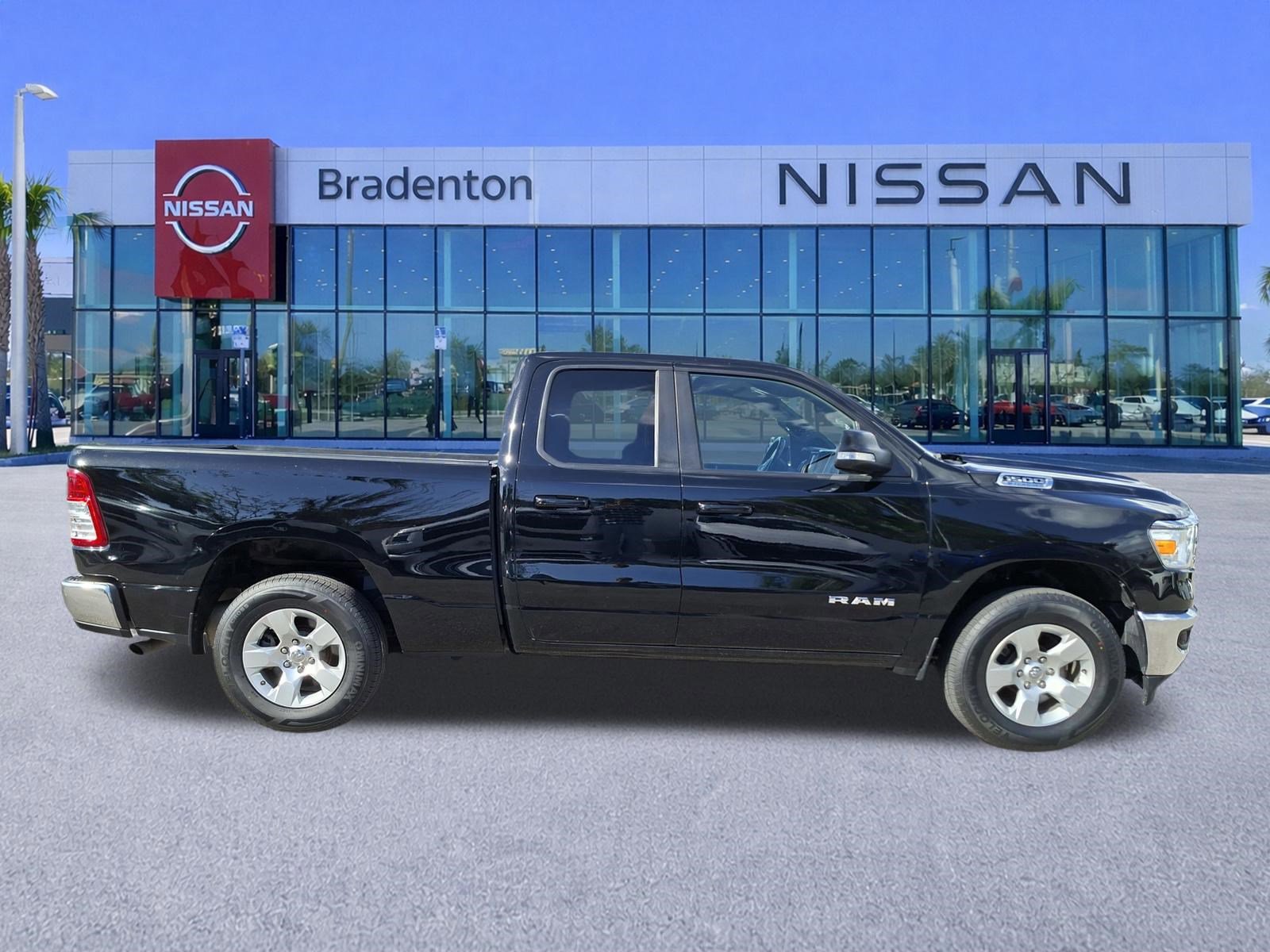 Used 2022 RAM 1500 Big Horn image 4