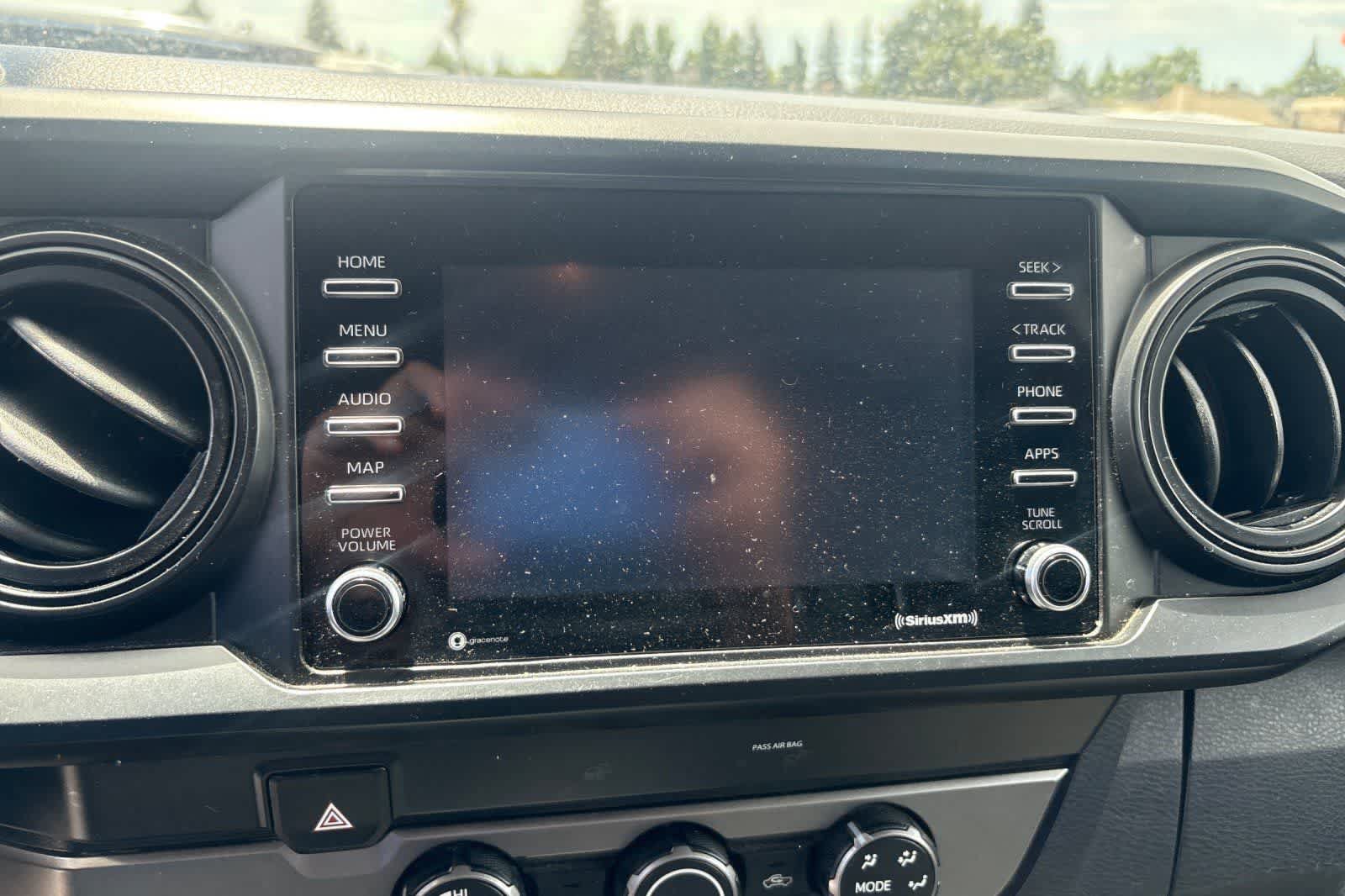 Used 2020 Toyota Tacoma SR w/ SR Convenience Package RWD image 18