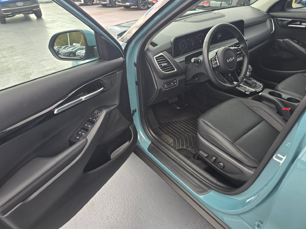 Certified 2026 Kia Seltos EX AWD/4WD image 20