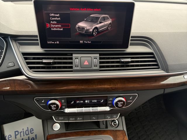 Used 2020 Audi Q5 Premium w/ Premium Plus Package AWD/4WD image 20
