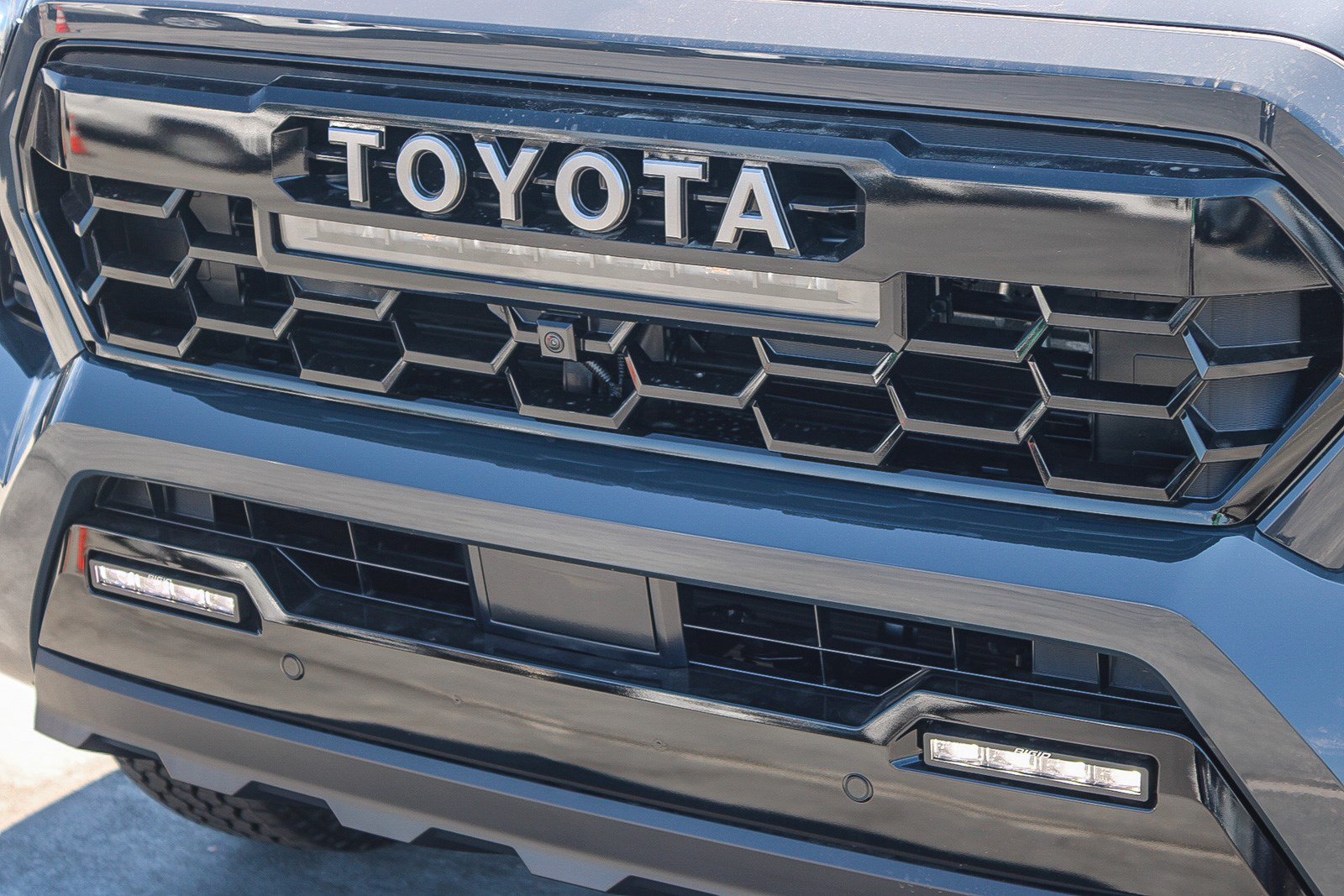New 2026 Toyota Tacoma TRD Pro AWD/4WD image 6