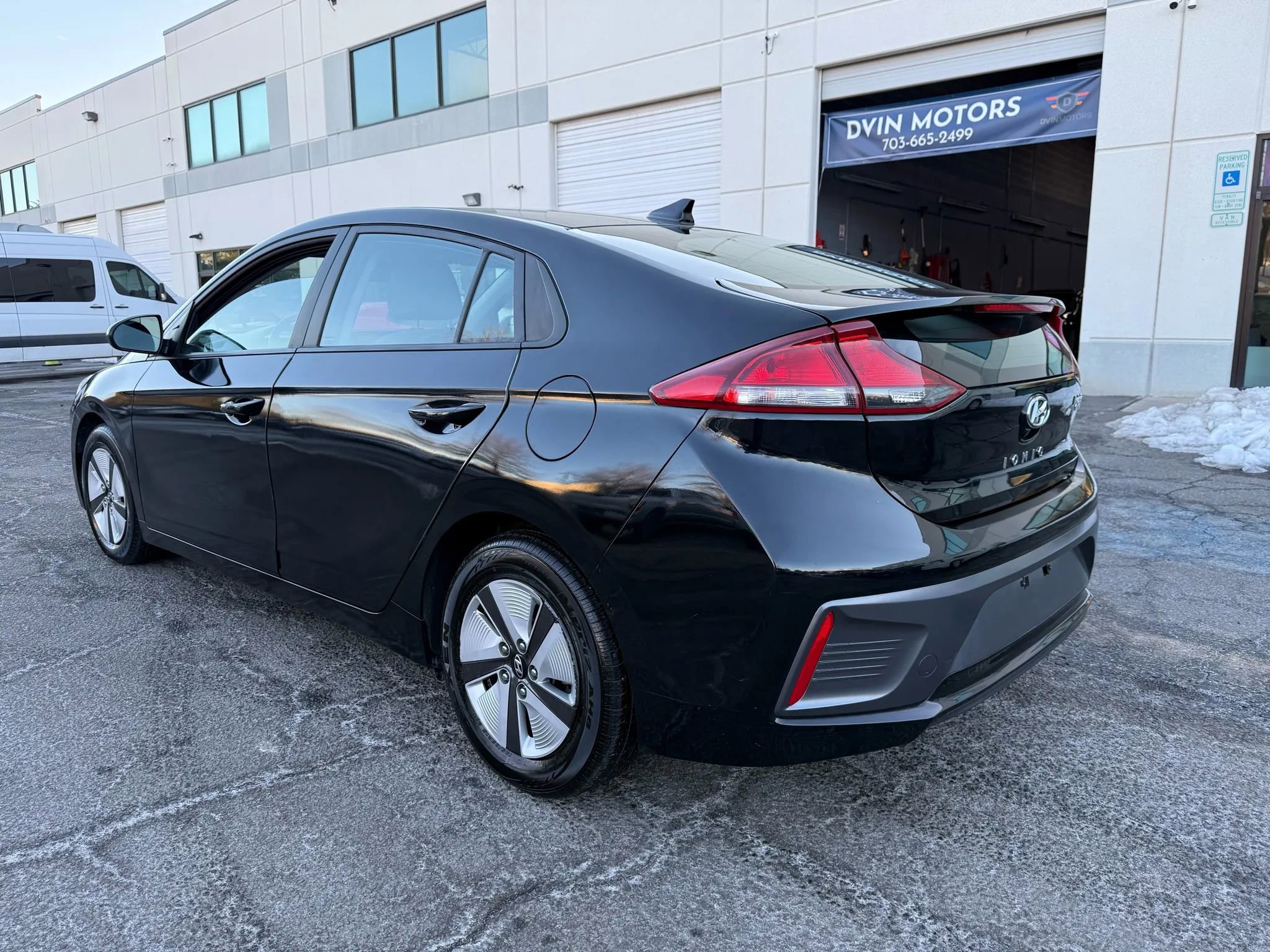 Used 2022 Hyundai Ioniq Blue image 8