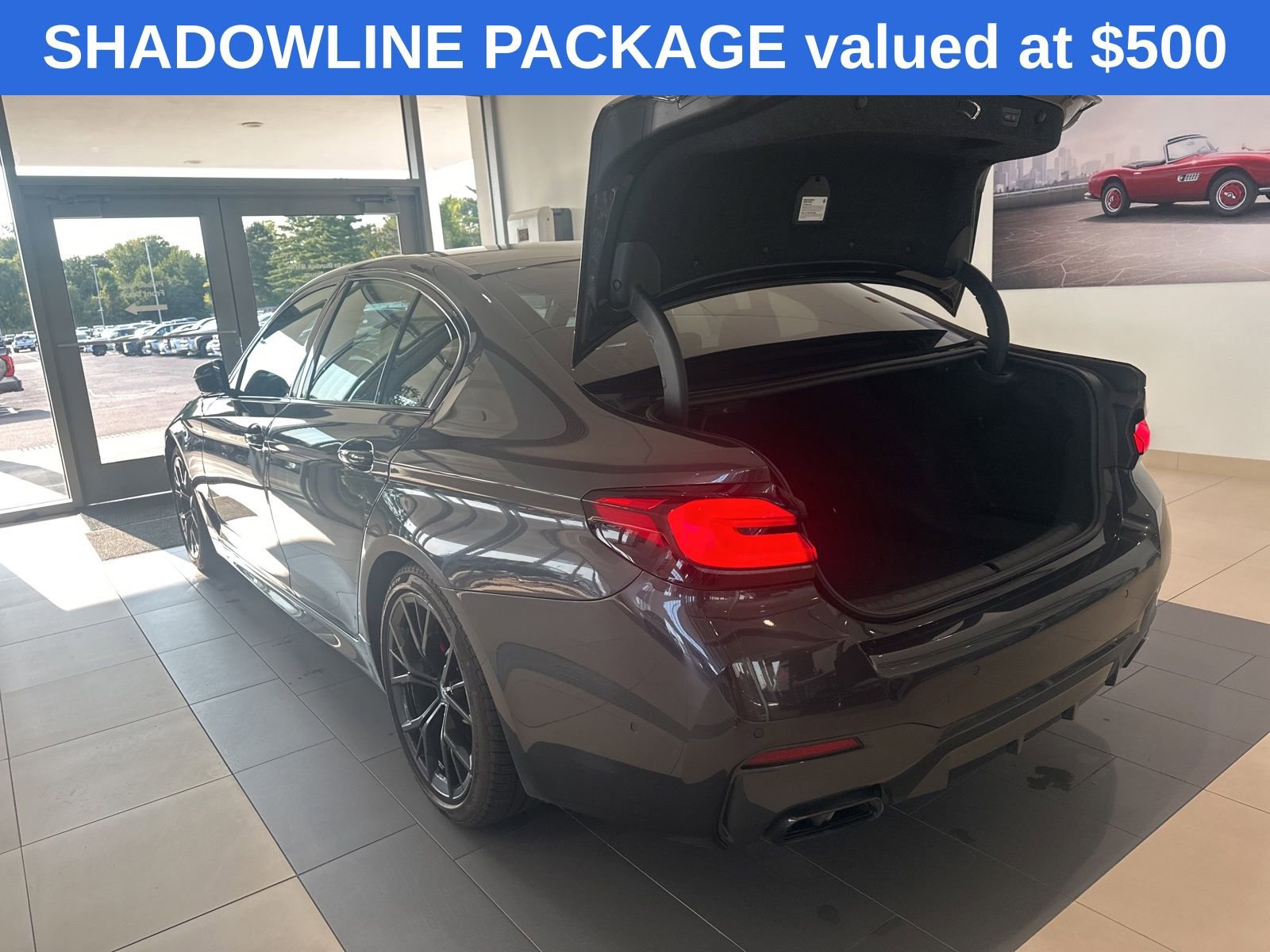 Used 2023 BMW M550i xDrive w/ Dynamic Handling Package image 8