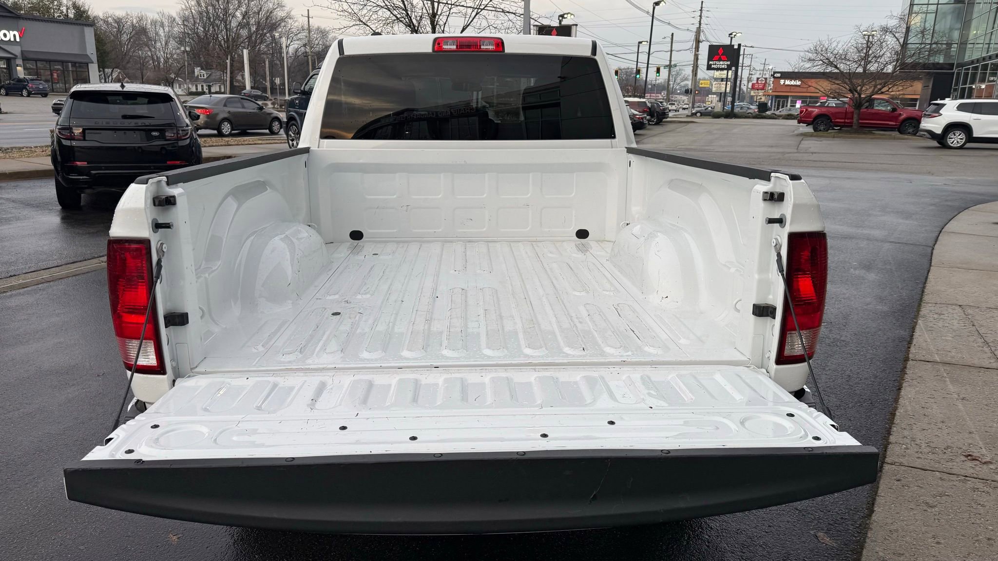 Used 2024 RAM 1500 Classic SLT image 11