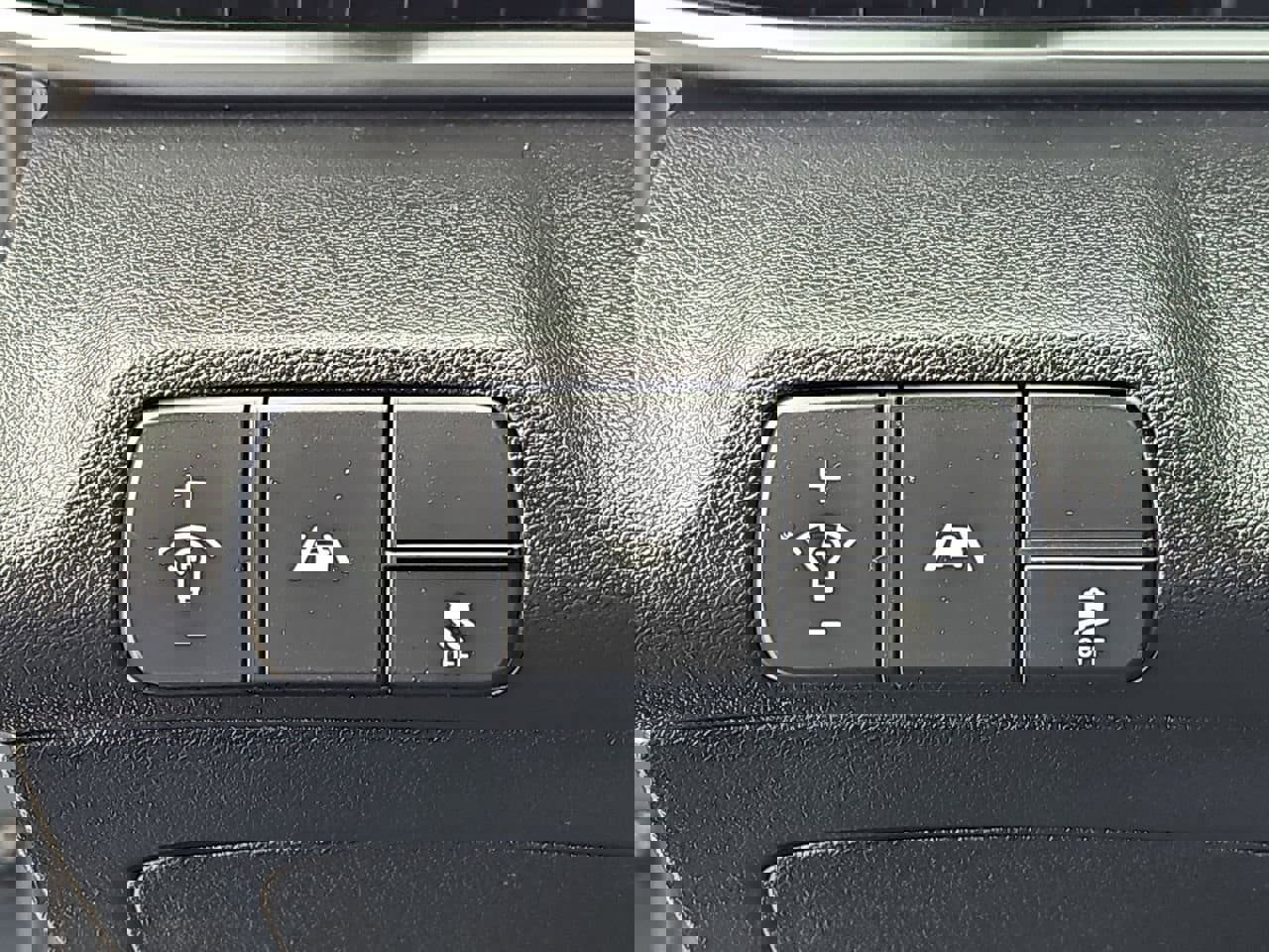 Used 2023 Hyundai Elantra SEL image 29