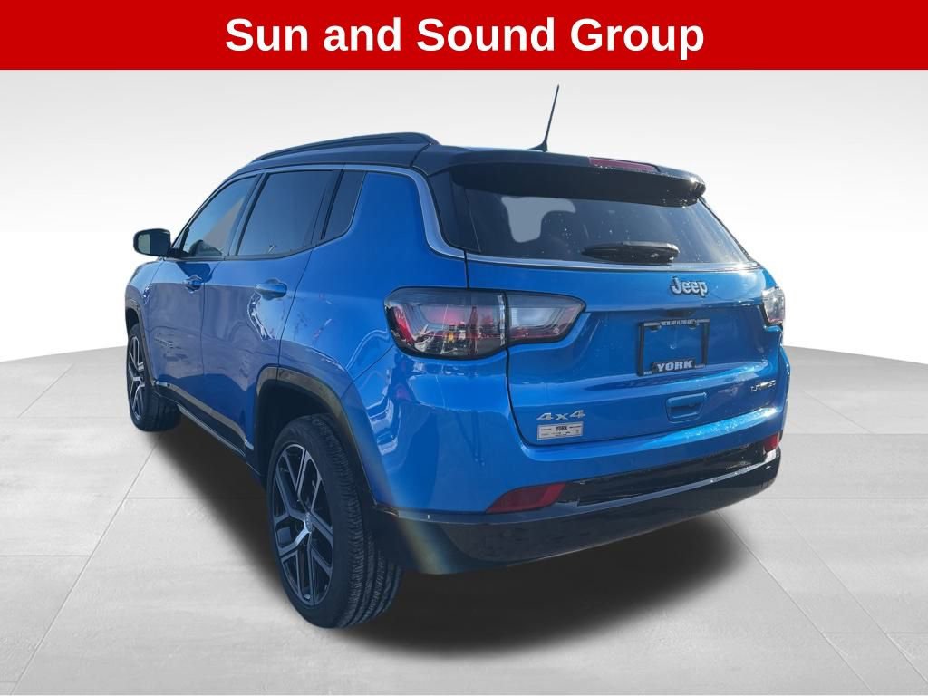 Used 2024 Jeep Compass Limited w/ Elite Group image 3