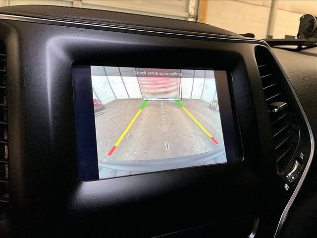 Used 2019 Jeep Cherokee Latitude AWD/4WD image 20