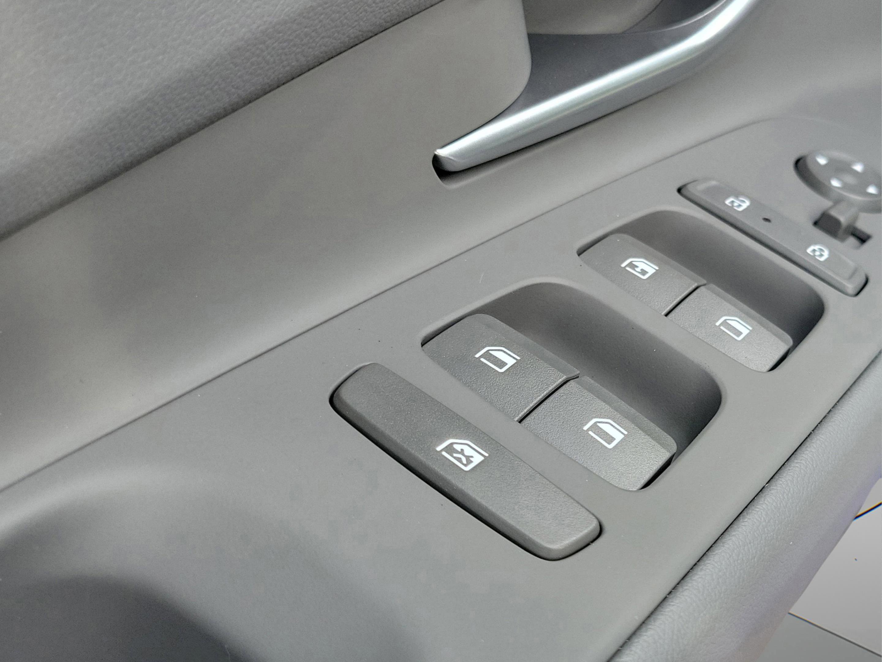 New 2026 Hyundai Elantra SE image 10