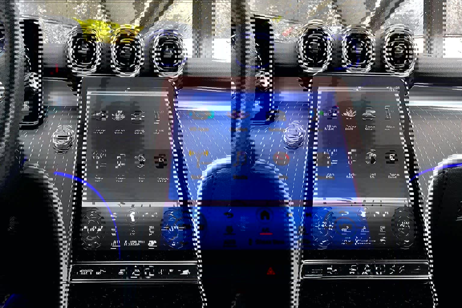 Certified 2023 Mercedes-Benz C 300 Sedan image 33