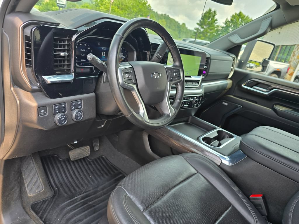 Certified 2024 Chevrolet Silverado 2500 LTZ w/ LTZ Plus Package AWD/4WD image 26