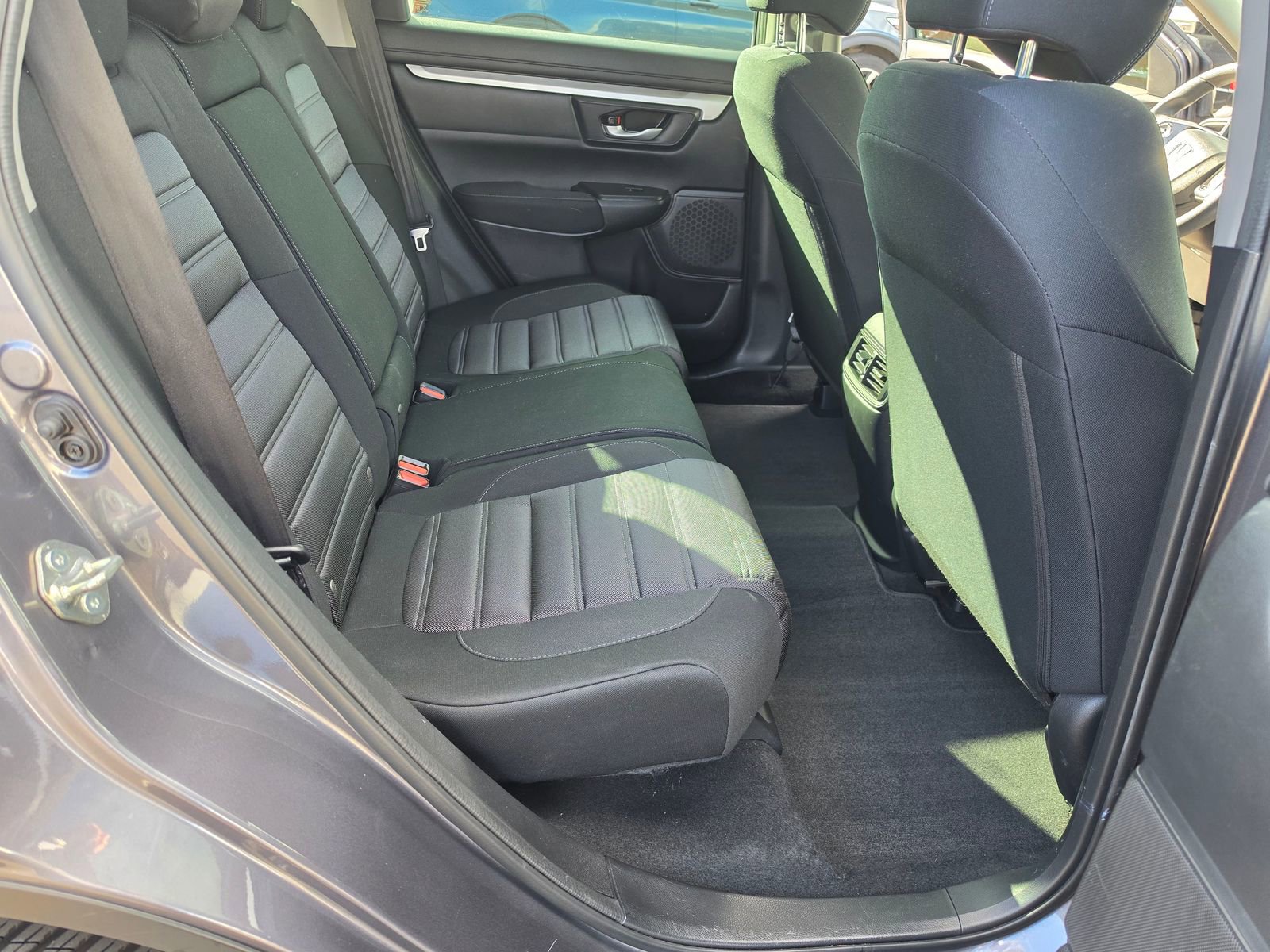 Used 2018 Honda CR-V LX image 11