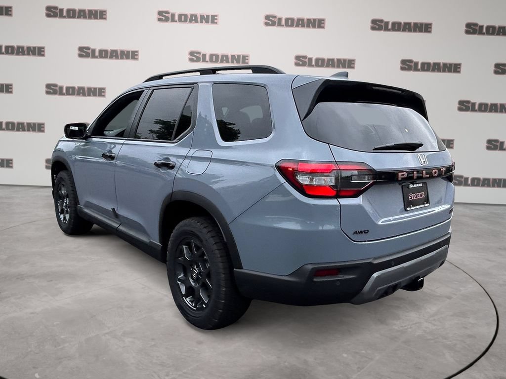 New 2026 Honda Pilot TrailSport image 3