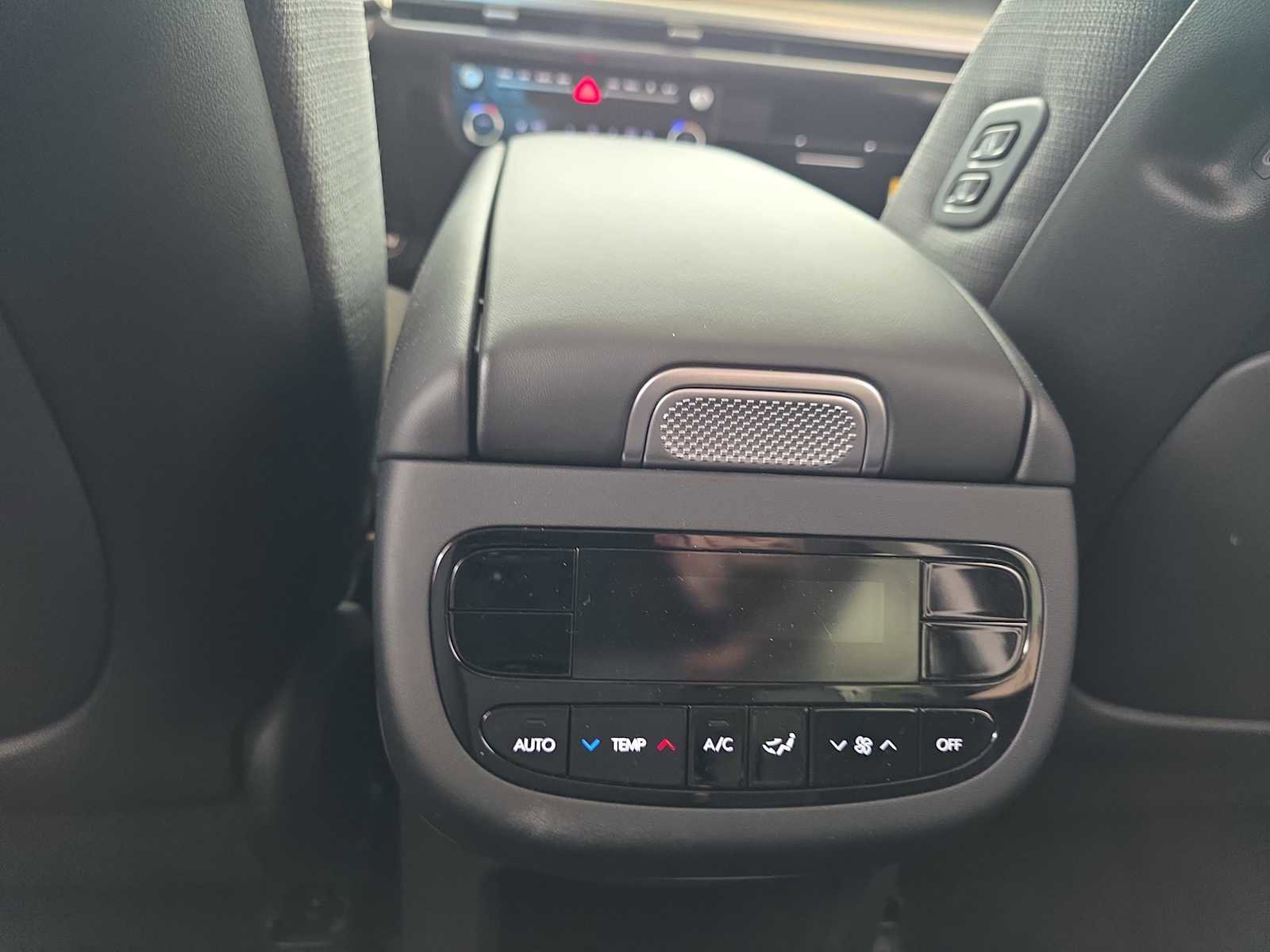 New 2026 Hyundai Ioniq 9 SE image 25