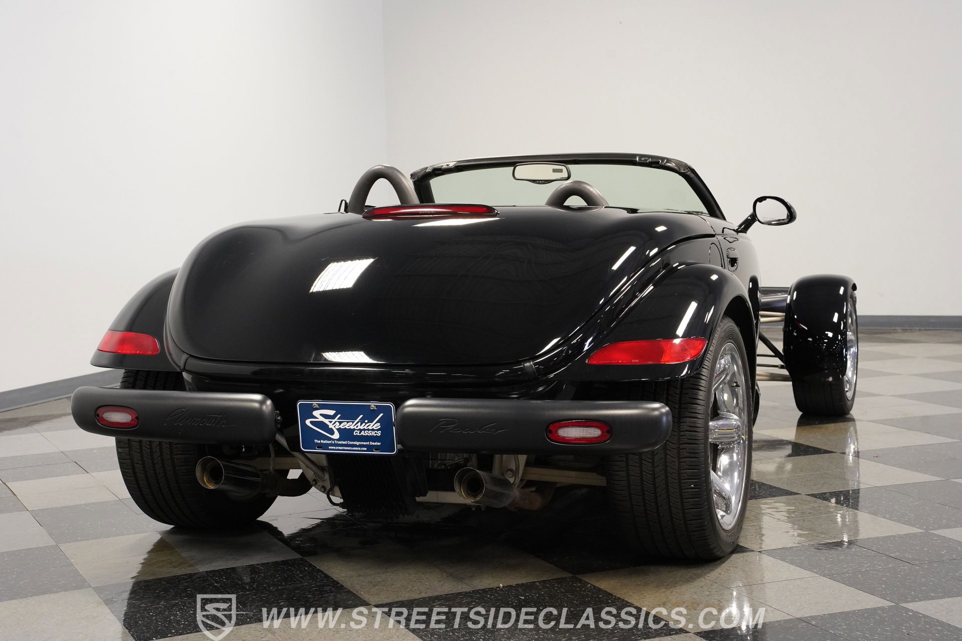 Used 2000 Plymouth Prowler image 11