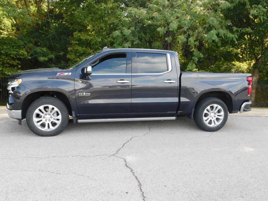 Certified 2023 Chevrolet Silverado 1500 LTZ w/ LTZ Premium Package AWD/4WD image 9