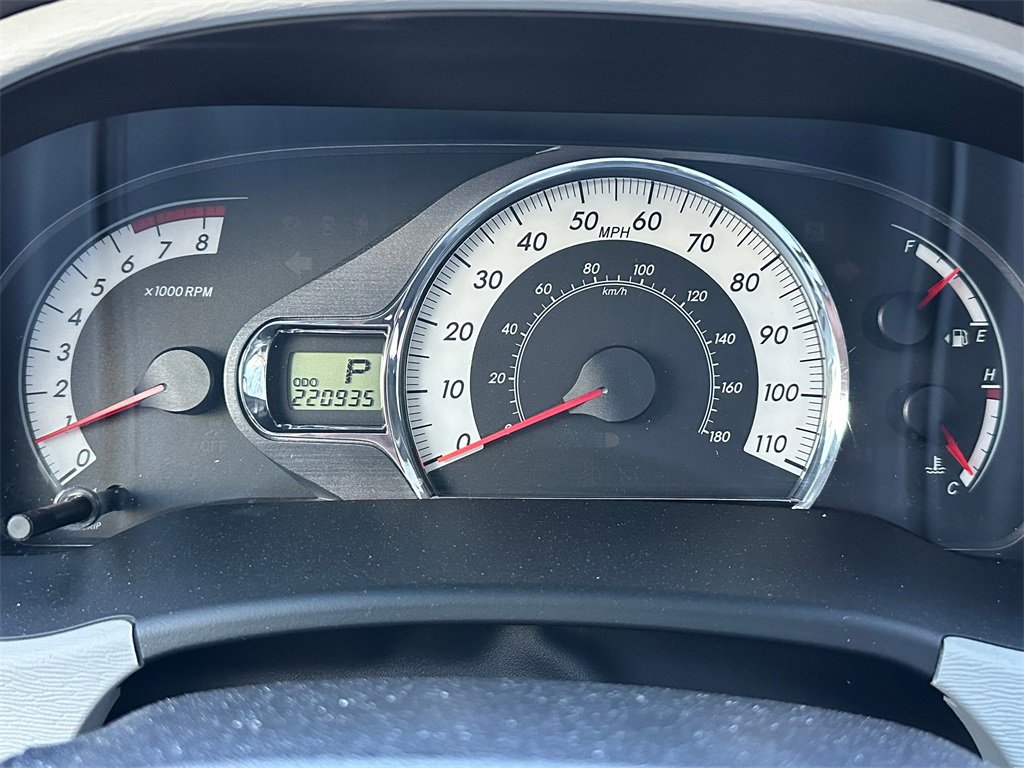 Used 2011 Toyota Sienna SE image 19