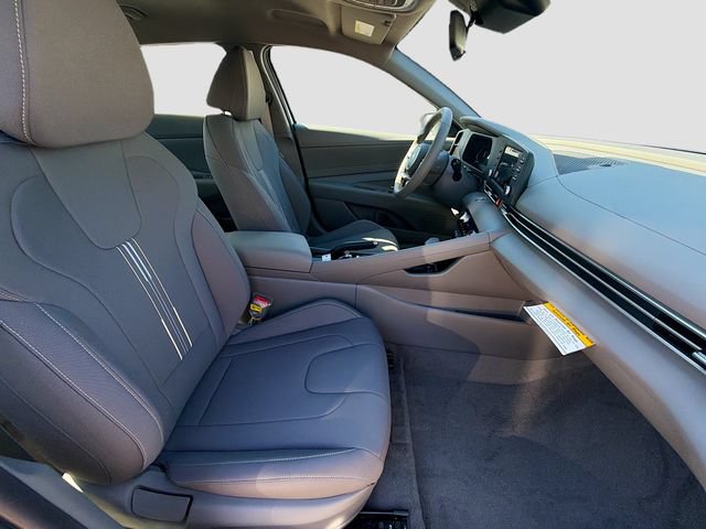 Certified 2026 Hyundai Elantra Sport w/ Cargo Package FWD image 27