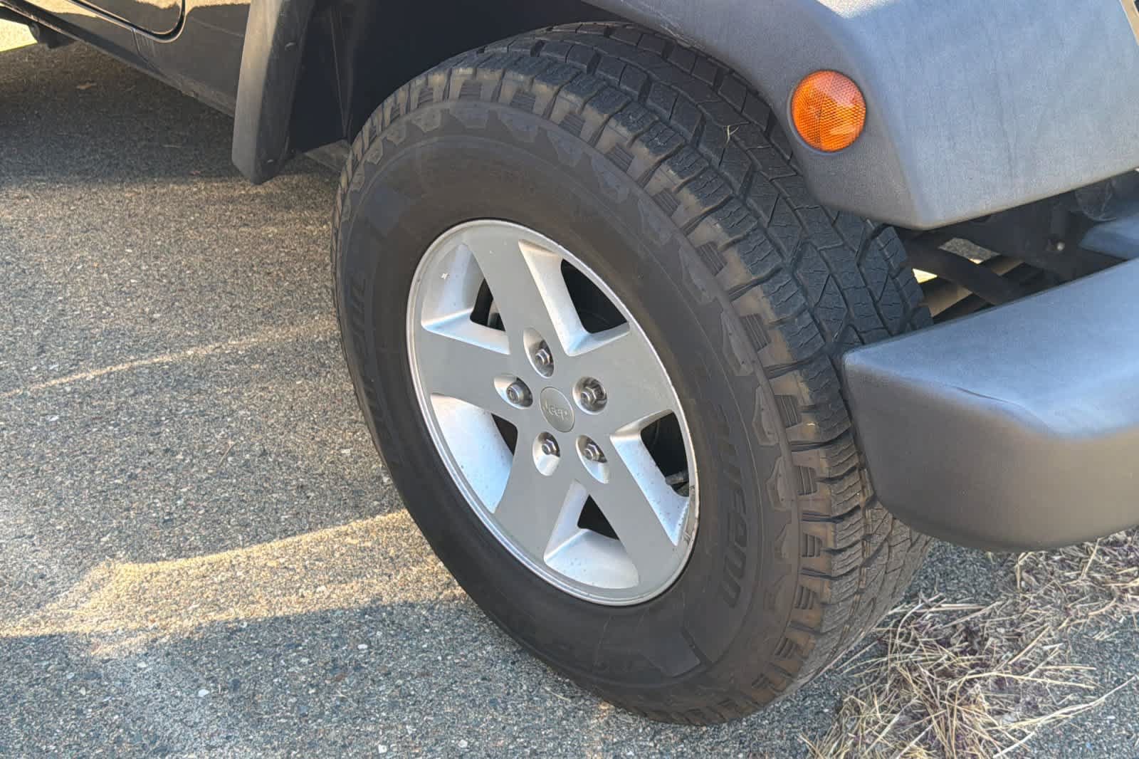 Used 2018 Jeep Wrangler Sport AWD/4WD image 11