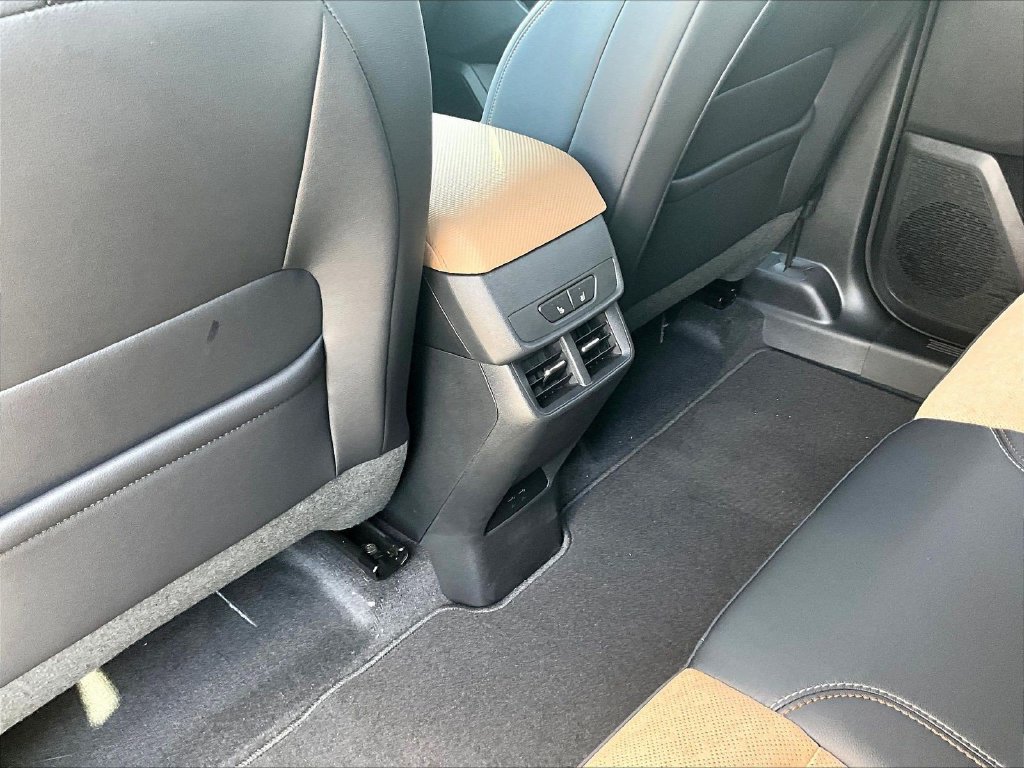 New 2027 Chevrolet Equinox ACTIV w/ Safety and Technology Package AWD/4WD image 12