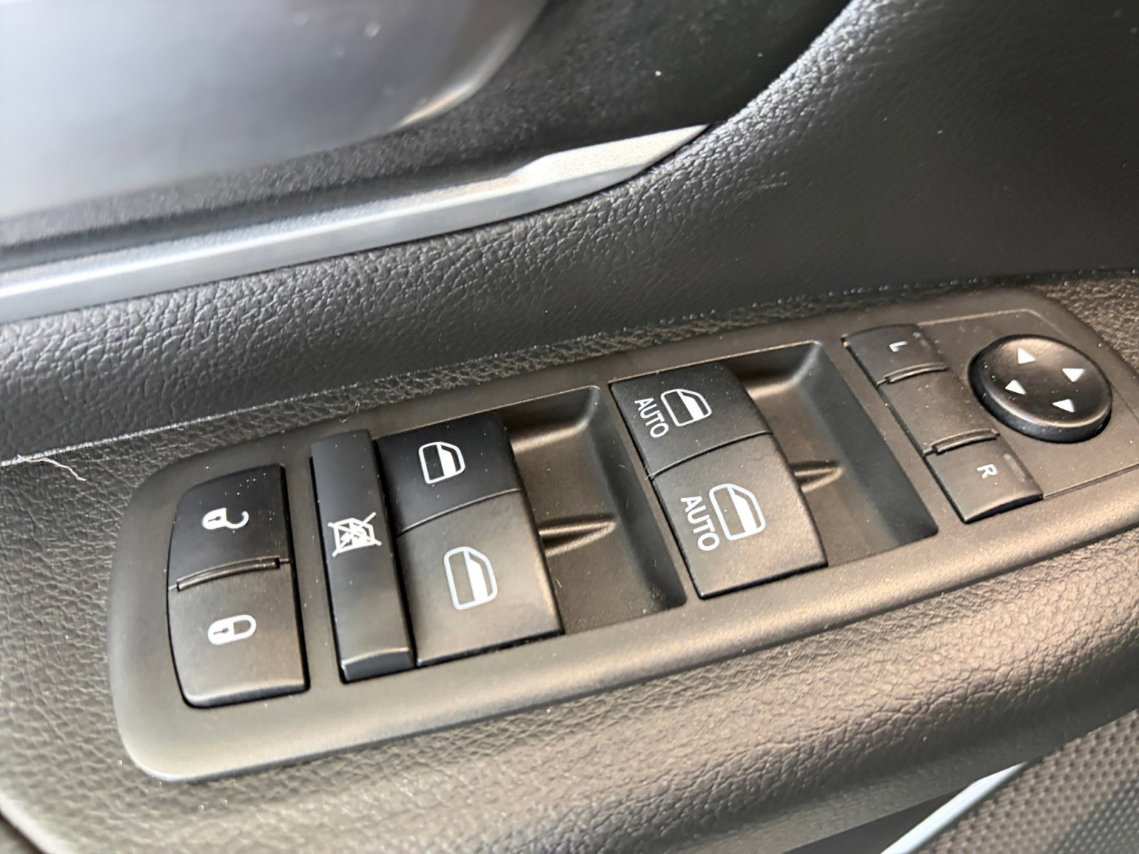 Used 2021 RAM 1500 Big Horn image 14