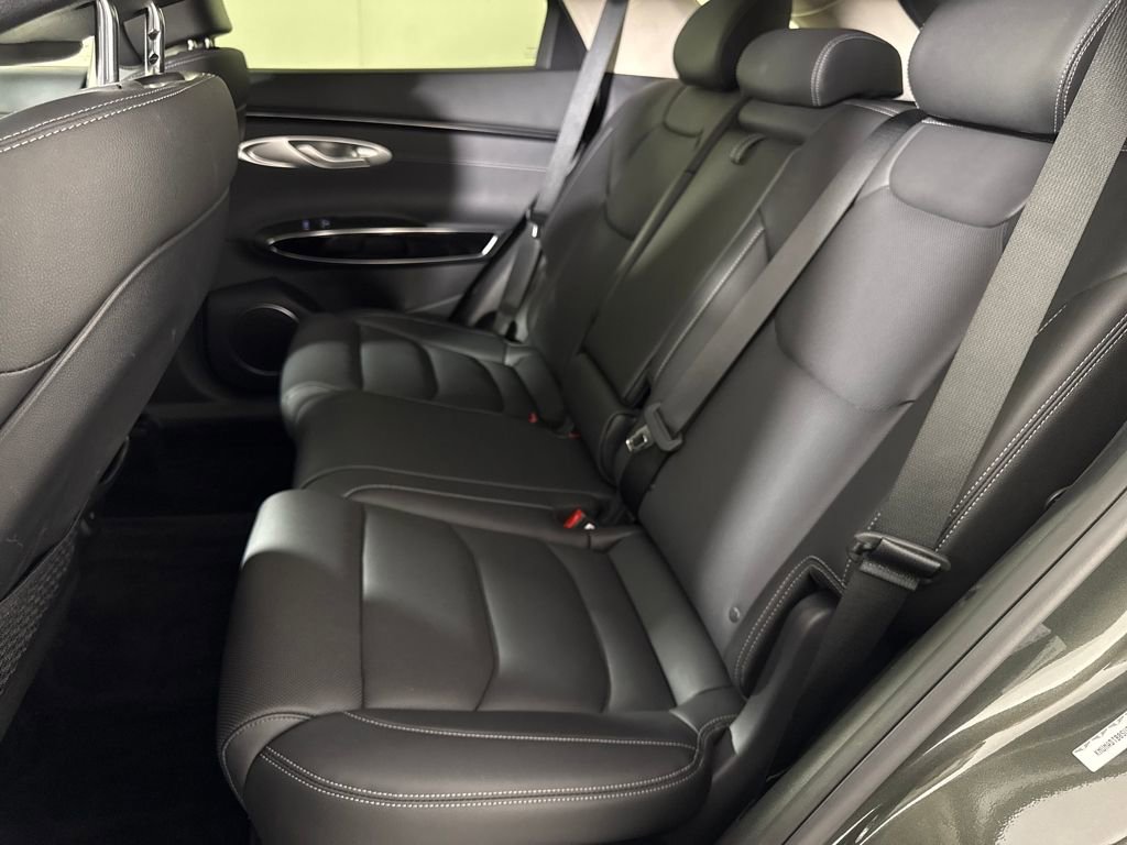 Certified 2025 Genesis GV70 2.5T image 16