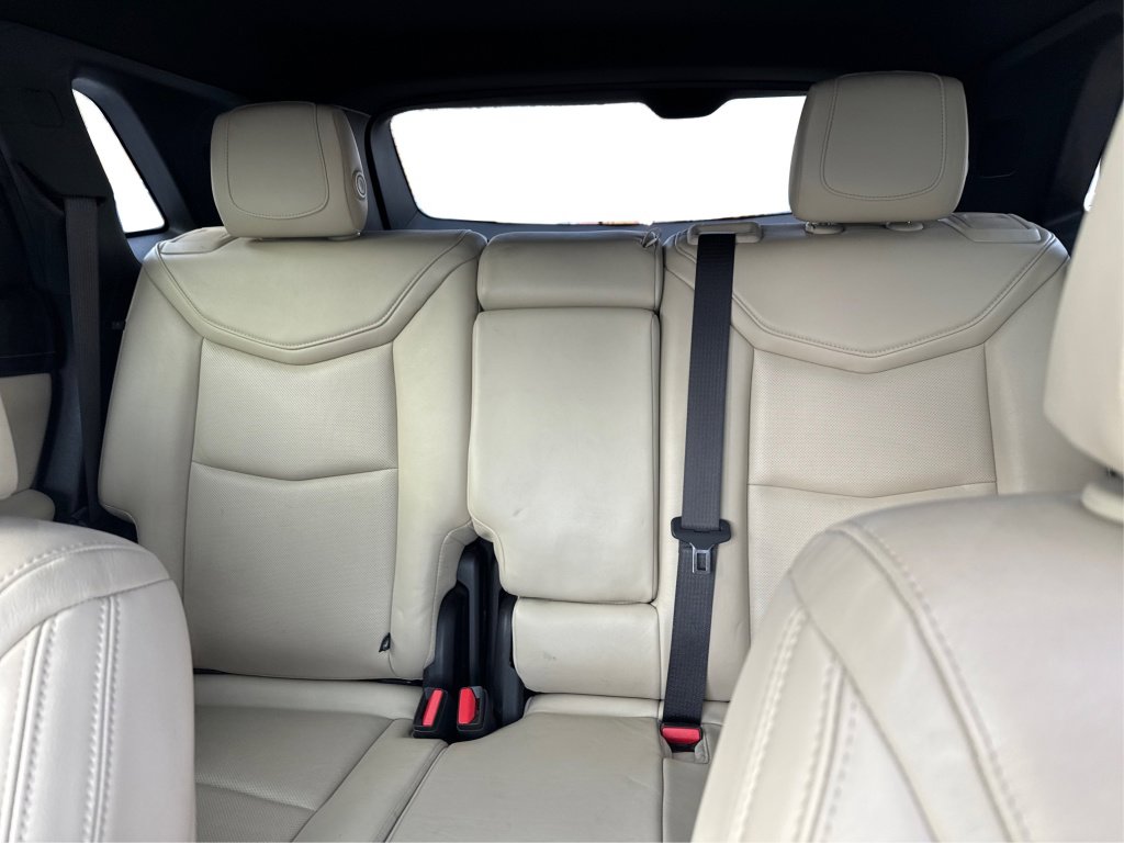 Used 2018 Cadillac XT5 Luxury w/ Driver Awareness Package image 27