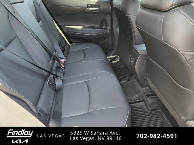 Used 2025 Toyota Corolla Cross XLE w/ Convenience Package FWD image 19