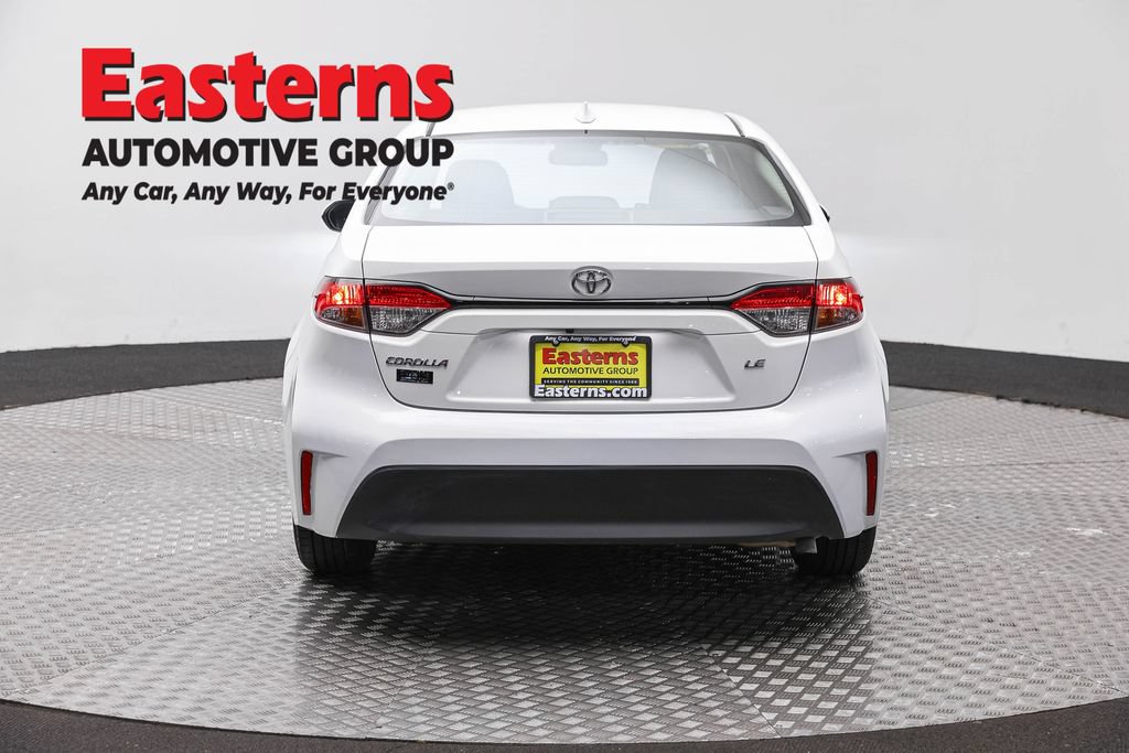 Used 2024 Toyota Corolla LE FWD image 6