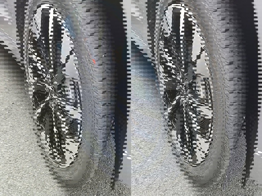 New 2026 Volvo XC60 B5 Plus w/ Protection Package Premier image 3