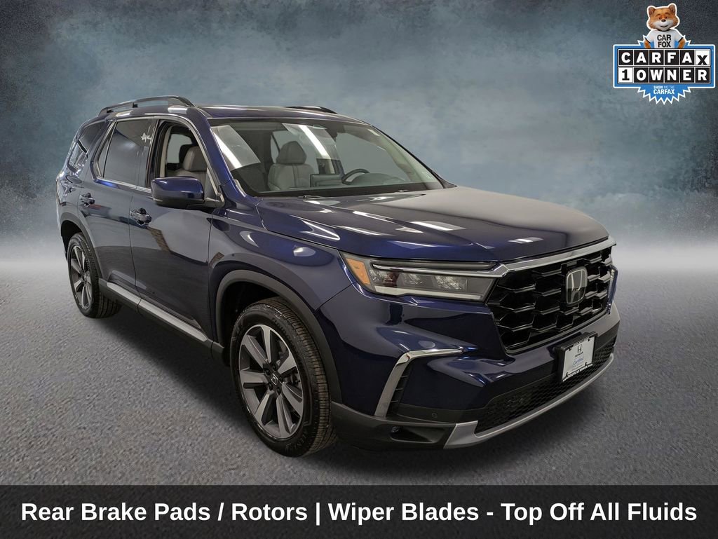 Certified 2023 Honda Pilot Touring image 3