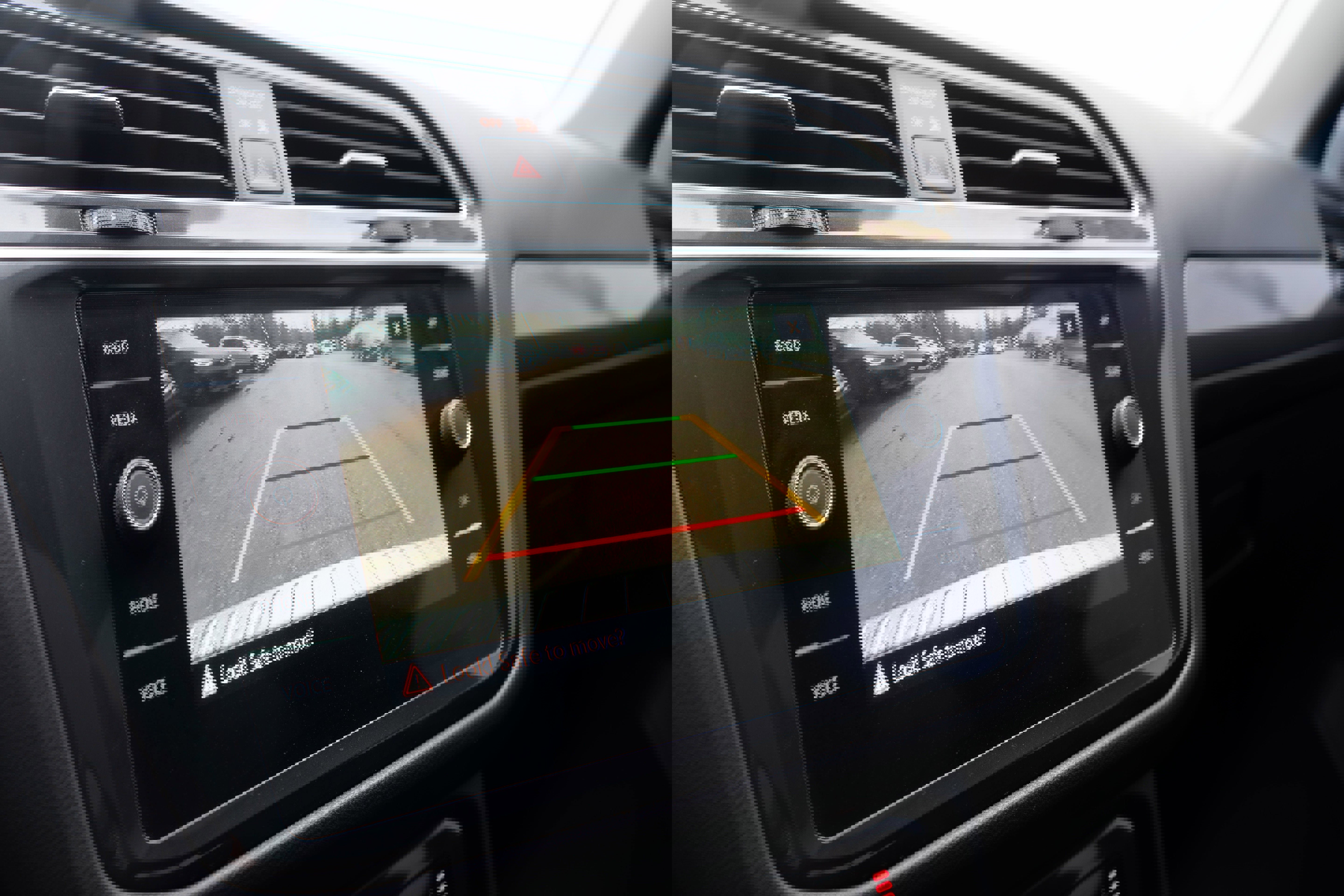 Certified 2023 Volkswagen Tiguan SE w/ Panoramic Sunroof Package image 19