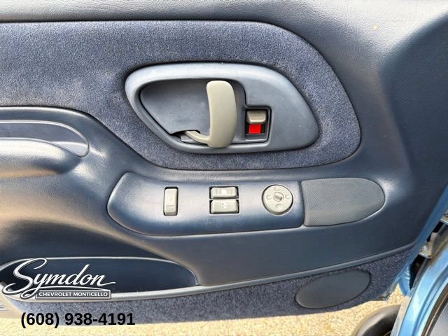 Used 1996 Chevrolet Silverado 1500 2WD Regular Cab image 14