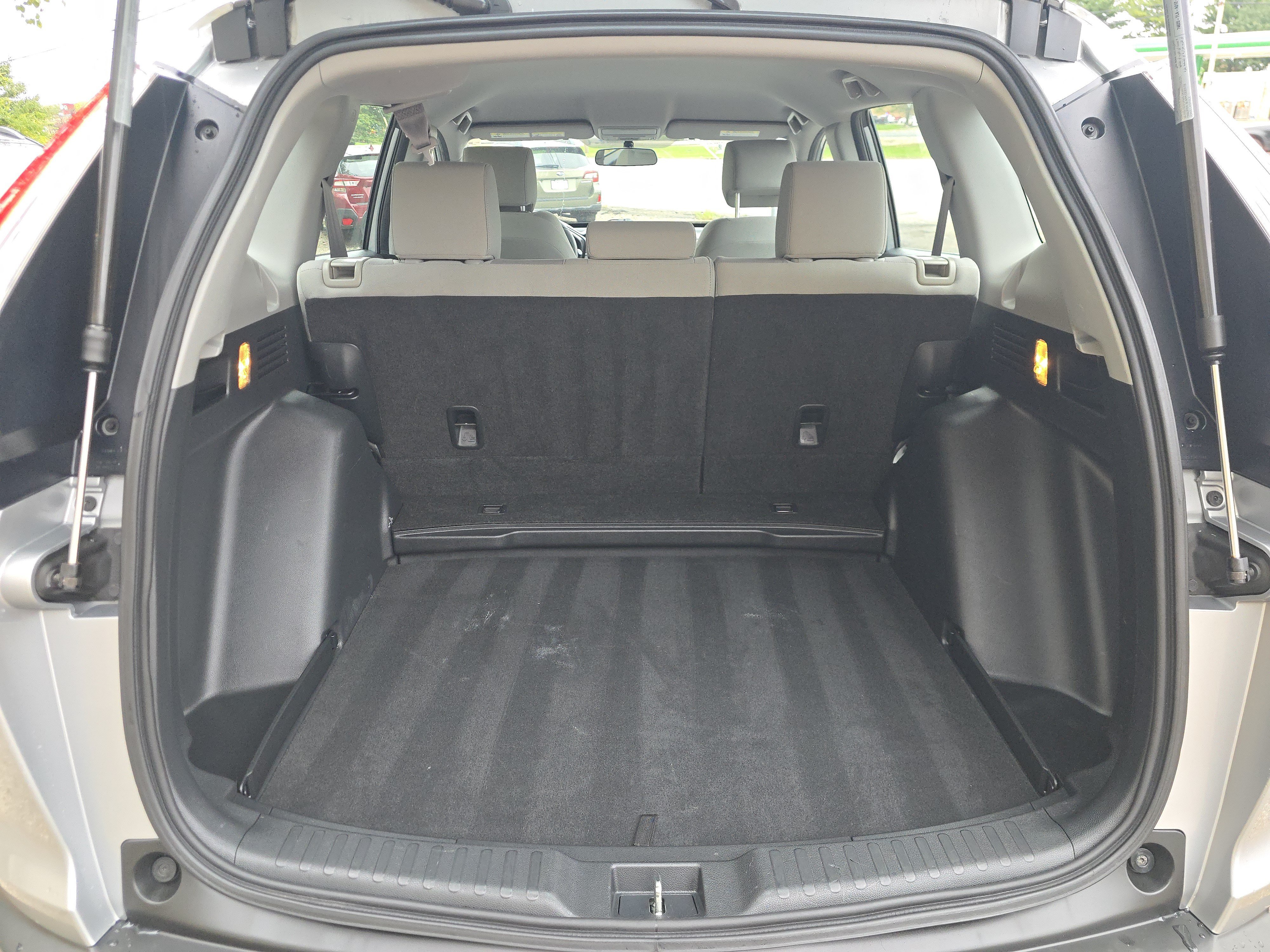 Used 2017 Honda CR-V LX image 15