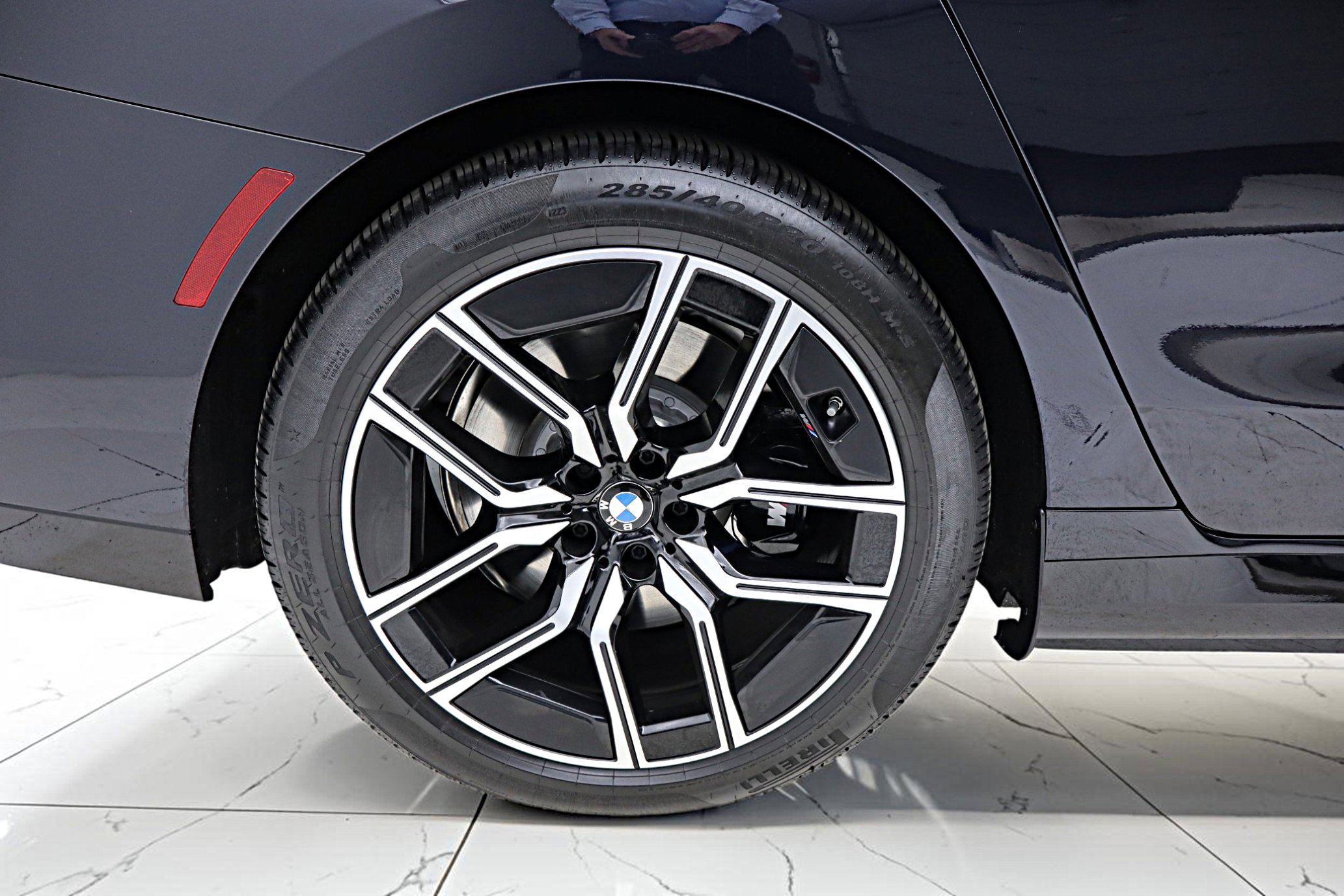 Used 2023 BMW i7 xDrive60 image 52