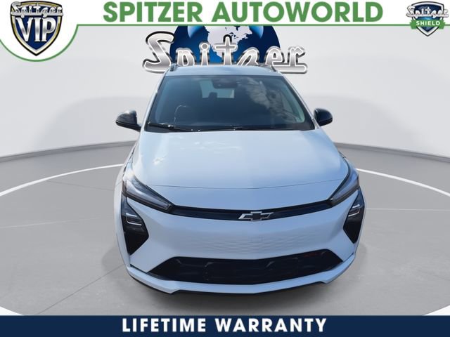 New 2027 Chevrolet Bolt RS FWD image 3