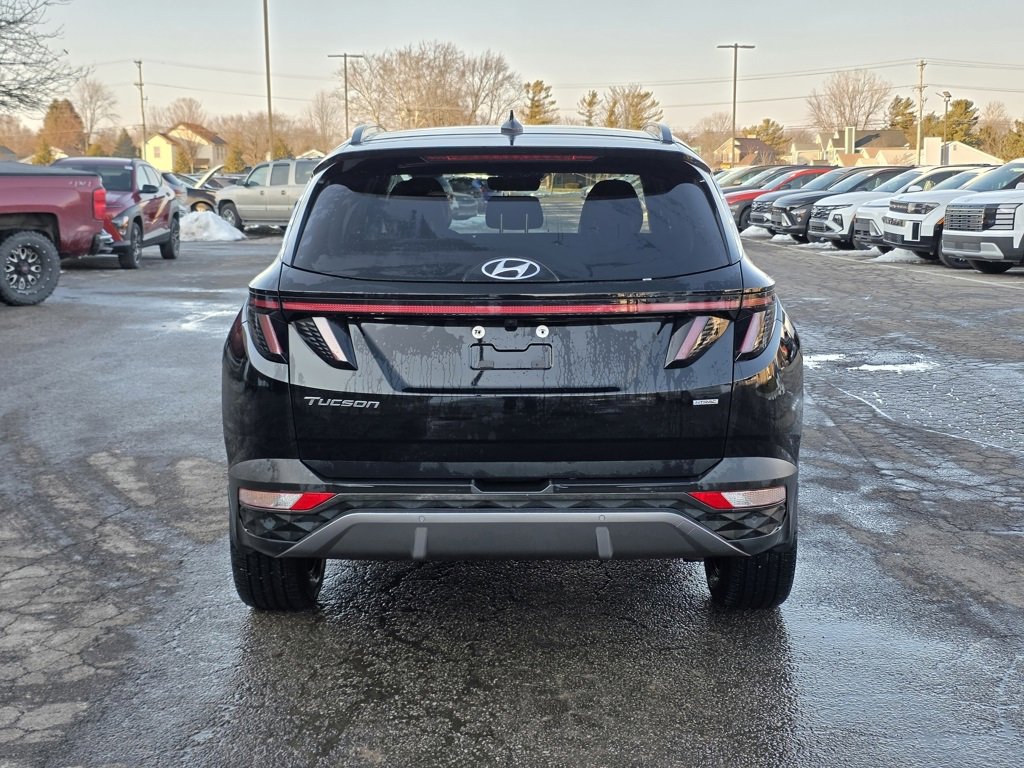 Used 2023 Hyundai Tucson Limited w/ Winter Package image 4