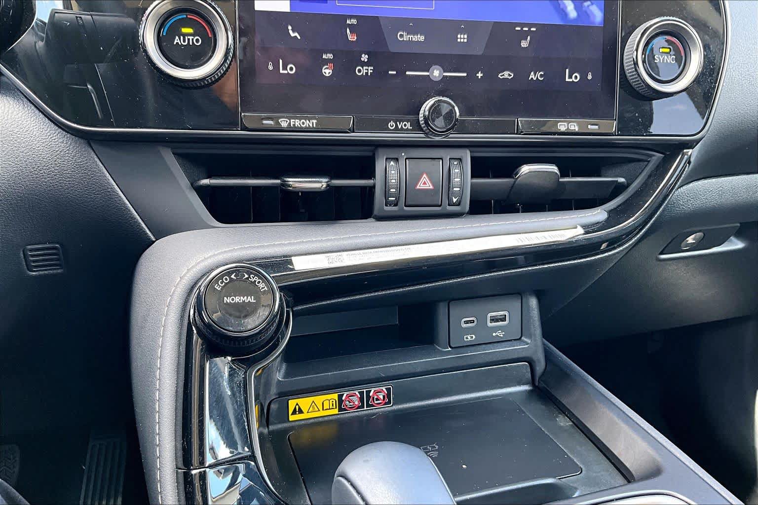 Certified 2026 Lexus NX 350 AWD w/ Accessory Package (Z1) image 35