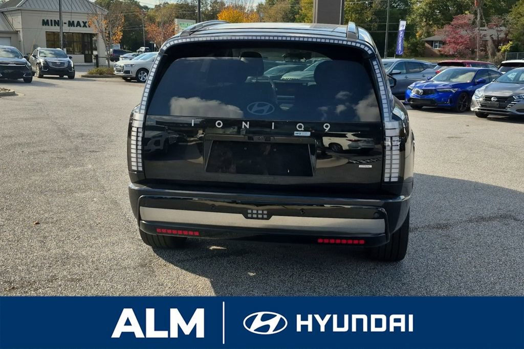 New 2026 Hyundai Ioniq 9 Calligraphy image 7