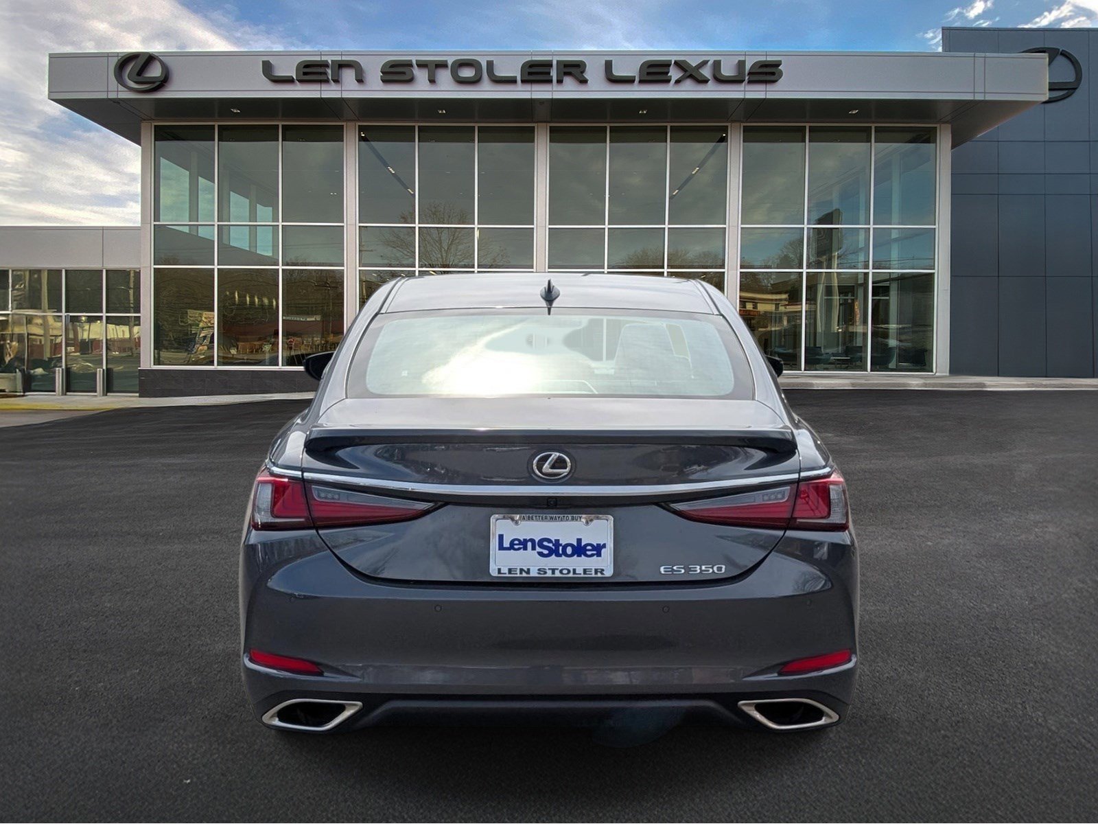 Used 2025 Lexus ES 350 w/ Premium Package image 4