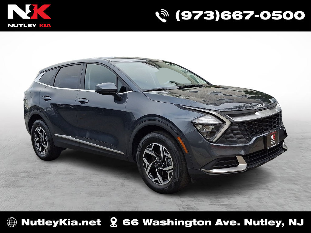 Used 2023 Kia Sportage LX AWD/4WD image 1