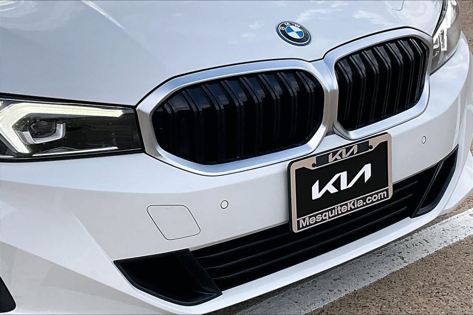 Used 2023 BMW 330e RWD image 32