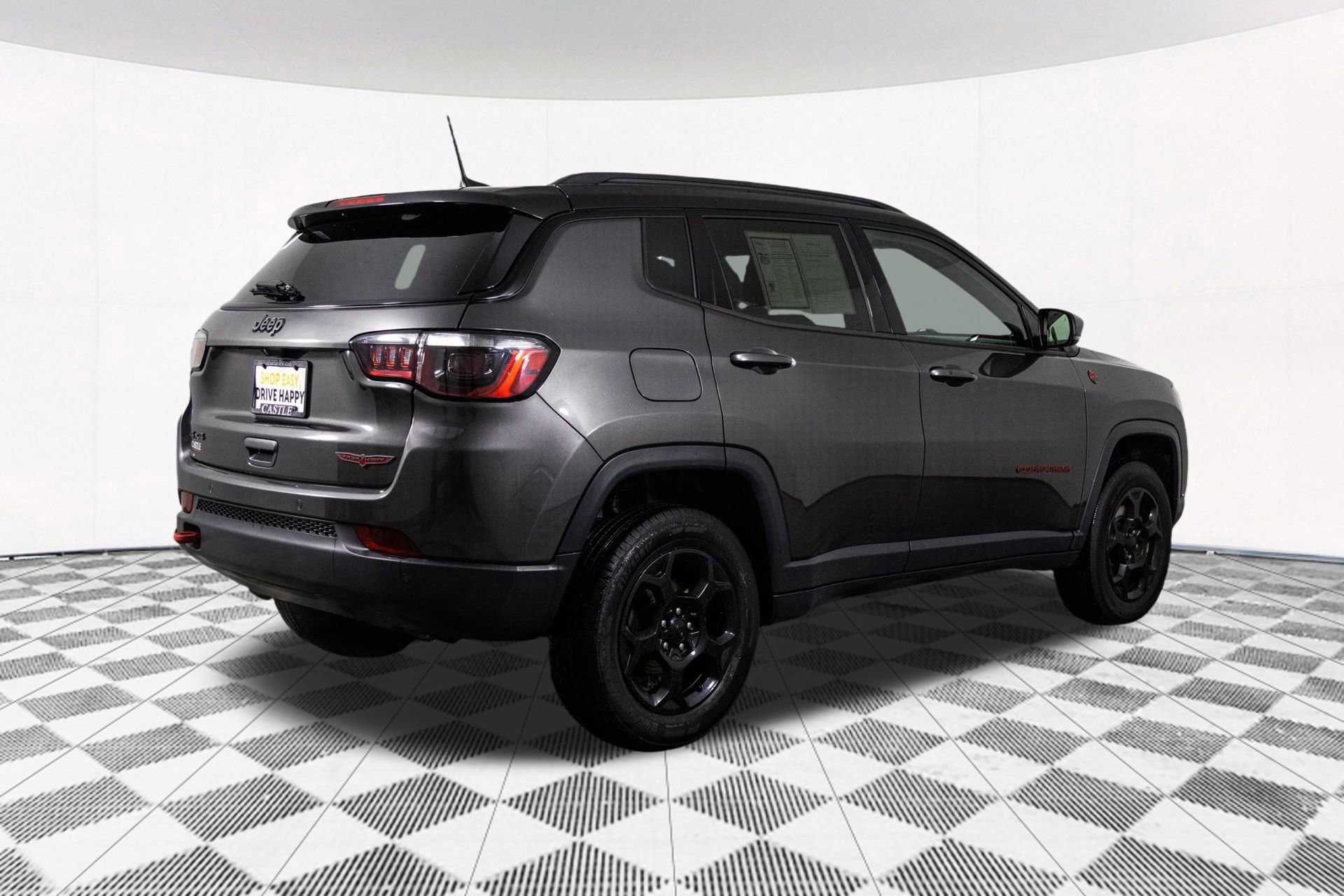 Used 2024 Jeep Compass Trailhawk AWD/4WD image 16