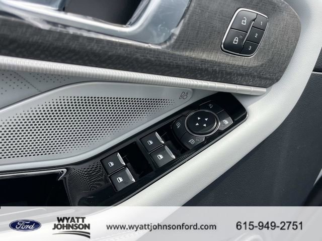 New 2026 Ford Explorer Platinum AWD/4WD image 24