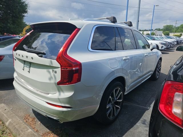 Used 2021 Volvo XC90 T5 Momentum w/ Protection Package Premier FWD image 4